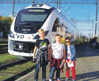 Nr 15(35) 30 października 2017 11 Kolejna akcja sadzenia żonkili za nami NA ZNAK SOLIDARNOŚCI Czwarty października jest Międzynarodowym Dniem Opieki Hospicyjnej.