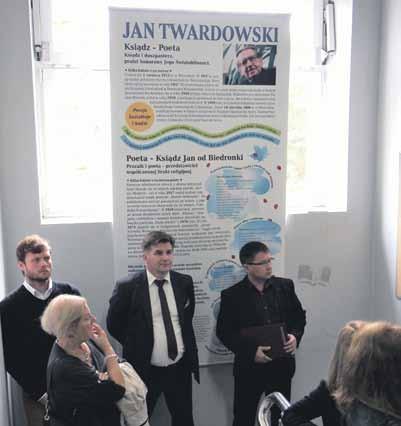odsłonięcia tablicy pamiątkowej poświęconej szanowanemu księdzu i lubianemu poecie - Janowi Twardowskiemu.