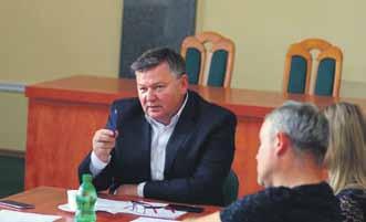 centralnych, a te najwyraźniej nie dostrzegają potrzeby pilnej realizacji bardzo kosztownej inwestycji, która i dodała, że przy ul.