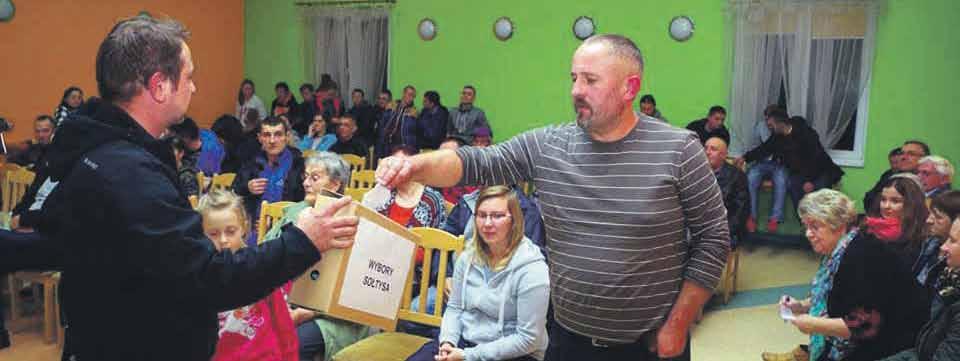 Nr 15(35) 30 października 2017 7 Szykują się poważne zmiany We wtorek, 10 października mieszkańcy Pławnej wybrali nowego sołtysa.