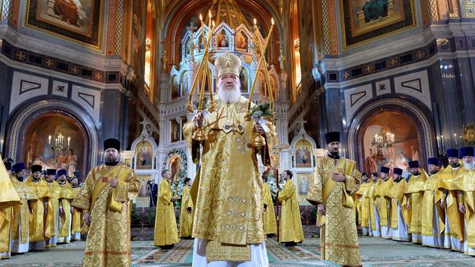 Boże Narodzenie w Rosji tradycje i zwyczaje świąteczne Boże Narodzenie w Rosji obchodzone jest 7 stycznia zgodnie z kalendarzem juliańskim, według którego żyje Rosyjski Kościół Prawosławny.