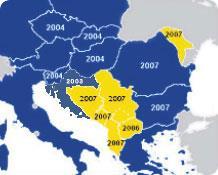 CEFTA rósł w latach 1993 2003 nie tylko szybciej, niż handel ogółem, ale także szybciej, niż handel z krajami UE 196, a struktura wymiany handlowej pomiędzy Polską a UE zaczęły się upodabniać (Czubek