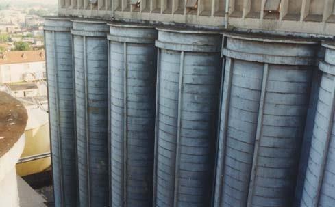 na cement  Silosy