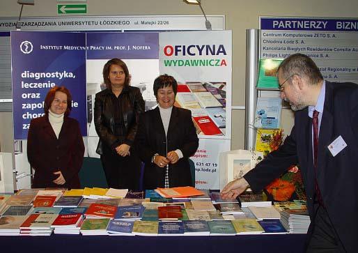 Czynniki rakotwórcze w środowisku pracy Przewodniczący: N. Szeszenia-Dąbrowska, W. Wąsowicz A. Krajnow, J. Stetkiewicz, M. Palmowska Ocena właściwości kancerogennych wełny skalnej oraz szklanej.