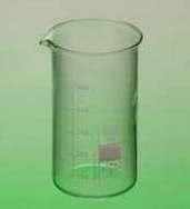 forma wysoka, z wylewem Beakers, high form, with spout ISO 3819, DIN 12 331, CSN 70 4031 Pojemność 632.