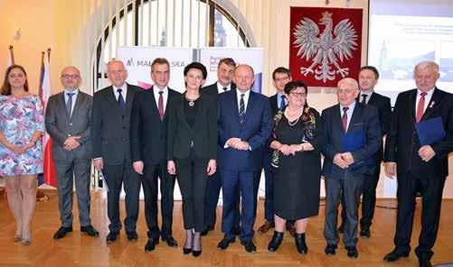 Złożono deklaracje na zakup i montaż instalacji odnawialnych źródeł energii 896 deklaracji przystąpienia do projektu mającego na celu pozyskanie środków finansowych na zakup i montaż instalacji