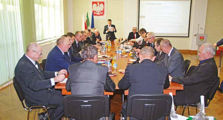 XXIII sesja Rady Gminy Limanowa W dniu 7 grudnia 2017 r. w sali konferencyjnej Urzędu Gminy Limanowa odbyła się XXIII sesja Rady Gminy Limanowa.