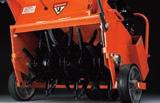Husqvarna ar 19 Husqvarna Ta 36 Mocny, niezawodny aerator o wyjątkowej zwrotności Wysokosprawny, łatwy do uruchomienia silnik Honda o dużej mocy.