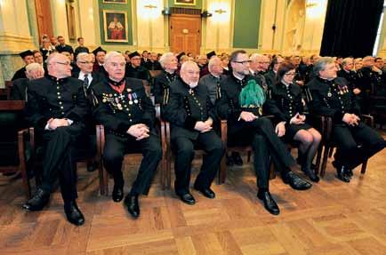 Biuletyn AGH nr 97 Temat wydania fot. Z. Sulima formalizowany. W tradycyjnej uczelni europejskiej miarą wartości i jakości kształcenia byli profesorowie luminarze wiedzy.