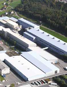 Alsan PMMA Do dachów płaskich wytrzymałe estetyczne profesjonalne Rozwiązania PROFESJONALNA WIEDZA DLA NAJWYŻSZEJ JAKOŚCI Ciągi piesze na dachu płaskim tradycyjnym lub odwróconym przy dużym natężeniu