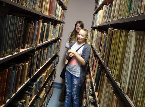 Gazeta Pomorska Numer 1 01/2018 Strona 12 wwwpomorskapl Warsztaty Biblioteczne W ramach im W Bełzy w Międzynarodowego Miesiąca Uczniowie mieli Bydgoszczy Bibliotek okazję szkolnych klasa zapoznać się
