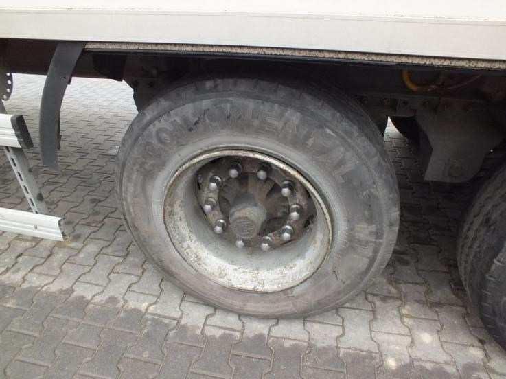 strona 11