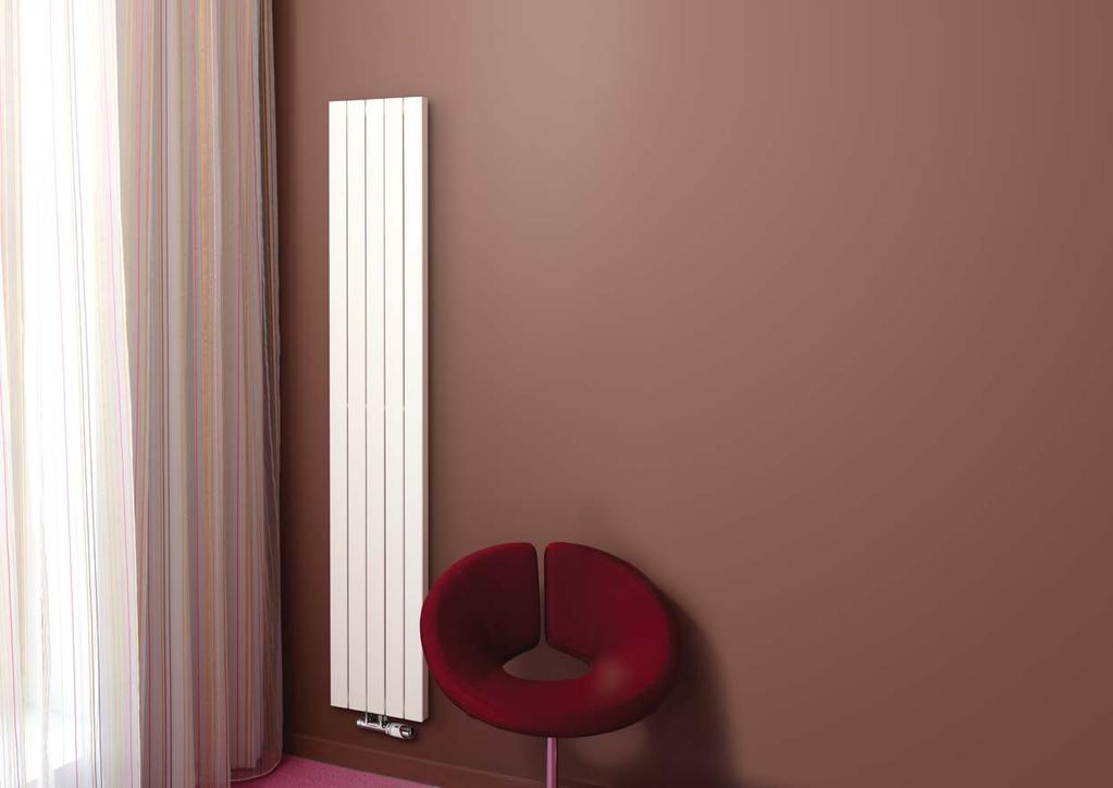 PANE PUS PIONOWY Elencki minimalizm Grzejnik Panel Plus może być montowany na ścianie ko model pionowy. W ofcie znajduje się również grzejnik Panel Plus w wsji poziomej i stojącej!