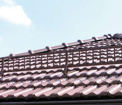 Uniwersalne zabezpieczenia przeciwśniegowe płotki przeciwśniegowe do wszystkich rodzajów pokryć dachowych Wiele rodzajów wsporników - praktycznie do każdego rodzaju pokrycia na dachy spadziste.
