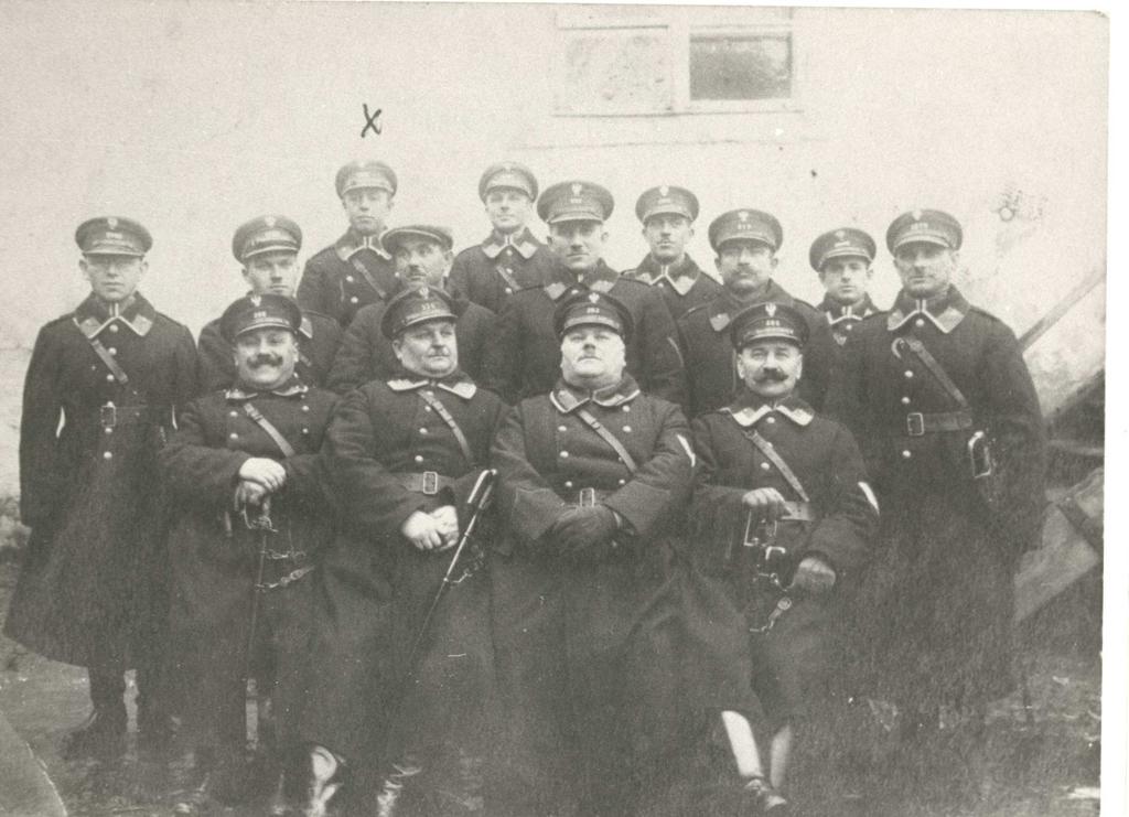 Przedwojenni policjanci przewożeni z obozu w Ostaszkowie do Kalinina wierzyli, że wrócą do Polski. Nie wrócili. Zginęli zamordowani przez NKWD w 1940r. w Twerze.