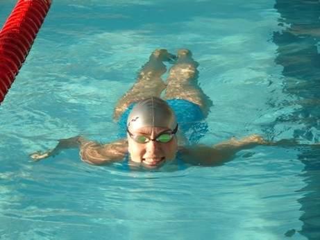 3) Nauka pływania rodzinna Główną ideą akcji Rodzinne pływanie