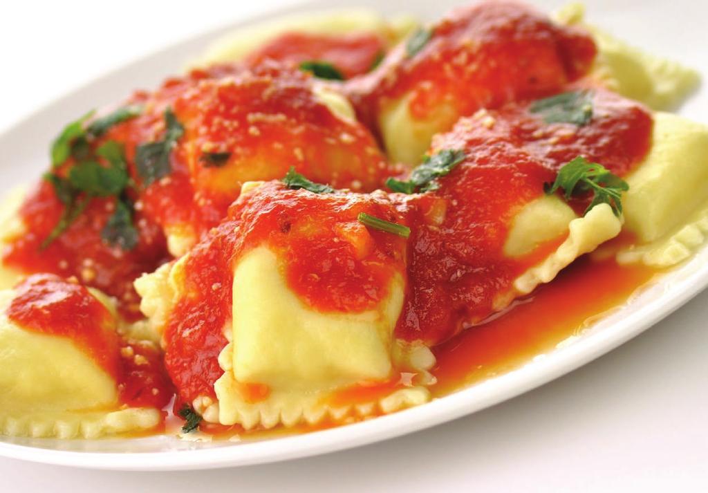 .. De volaille with butter Alergeny: drób, gluten, jajko 18,00 zł Paseczki z polędwiczki wieprzowej z duszonymi grzybami w śmietanie.