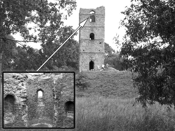 192 Andrzej Bukо Daniela Romanowicza, zasługuje zagadkowa wieża w Stołpiu. Obiekt znajduje się osiem kilometrów przed Chełmem od strony Lublina, przy szosie krajowej nr 12.