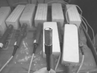 Modification of the measurement method of relative moisture determination using Peltier probe 53 was to equal the heat flow q results caused by the small sample walls temperature.