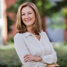 O Fundacji Firmy Rodzinne About Family Business Foundation Katarzyna Eleni Tzoka-Stecka Małgorzata Stromczyńska Aleksandra Pieczyńska Gierczak Grupińska Prezes FFR FFR President Koordynator projektów