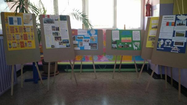 Zróżnicowane formy aktywności wymagały od nich postawy poszukiwawczej, umiejętności prowadzenia dyskusji, podawania argumentów oraz uzasadniania swojego zdania.