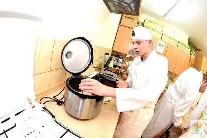 STRONA 2 Jeszcze w 2016 r. Wojewódzki Urząd Pracy w Szczecinie rozdysponował 17,5 mln zł, które wsparły 17 beneficjentów. Kropką nad i będą kolejne unijne dotacje.