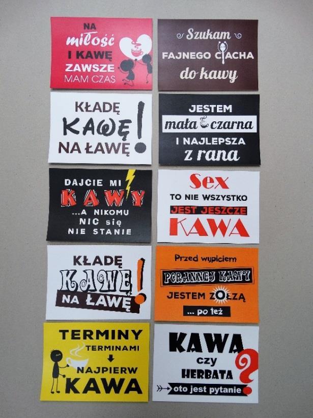 gadżetów (peruki, maski,