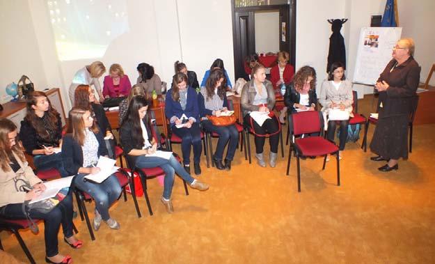 Polonus 12 / 2012 szkół w ramach projektu Dzieci Bukowiny, którym z dużym zainteresowaniem przyglądali się uczestnicy spotkania.