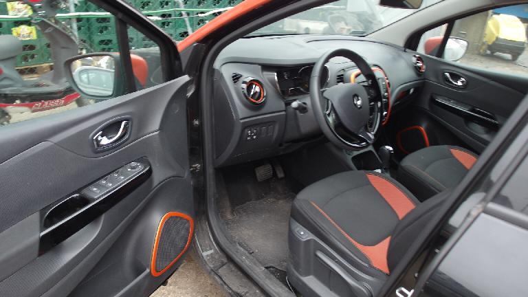 Captur 1.2 Tce E5 PZ22LV Fot.