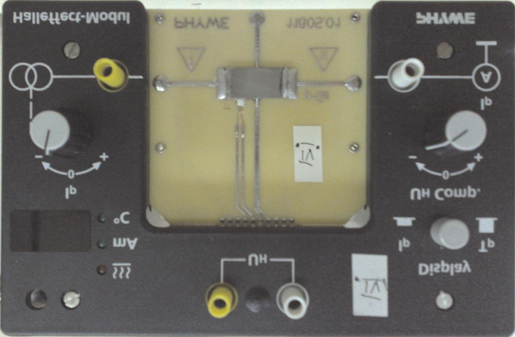 136 Elektryczność U [mv] H (a) (b) (c) (d) próbka U [mv] P Rys. 3.3.3: Płyta z próbk a(opis oznaczeń w tekście).