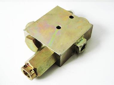 BLOK ZAWOROWY BZF1 i BZP1 Bloki zaworowe BZF1 i BZP1 stosowane są w układach podpornościowych górniczych obudów zmechanizowanych oraz innych układach hydraulicznych.