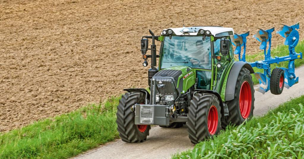 System aktywneo skrętu Wentylator dwukierunkowy Przedni WOM 540E obsłuująy prędkość maks. 750 obr./min.