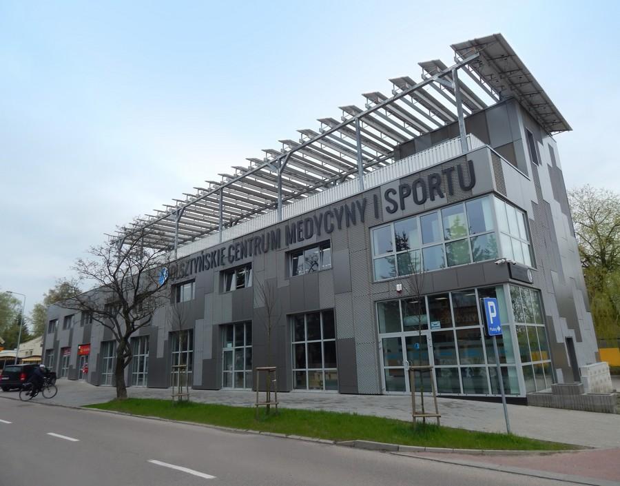 Centrum Medycyny i Sportu Personal Trainers, Olsztyn / Projekt elewacji: arch. Barbara Storczyk-Tabiś, BARWA SYSTEM / fot.
