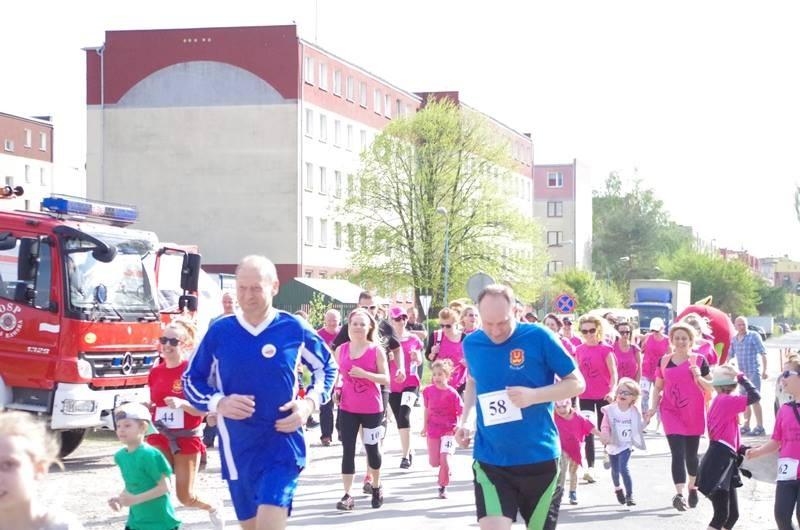 Poza tym dniem były organizowane dodatkowe badania mammograficzne, szczepienia dla osób pow. 60 roku życia oraz pobieranie krwi.