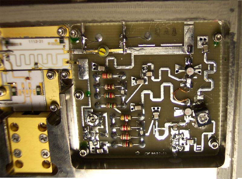 Down Converter po przeróbce Wzmocnienie 0V = +20dB +6V=-20dB