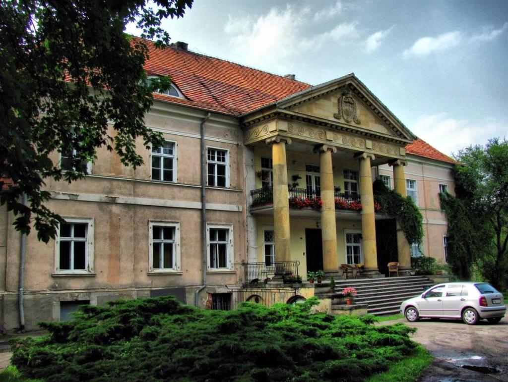 Złoże Międzychód gaz ziemny (eksploatowane), Złoże Wielowieś S kruszywa naturalne (rozpoznane szczegółowo), Złoże Wiktorowo pole C kruszywa naturalne (rozpoznane szczegółowo), Złoże Lubiatów I ropa