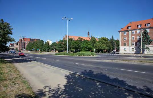 15 Przebudowa Węzła Integracyjnego Śródmieście Przebudowa Węzła Integracyjnego Śródmieście ma na celu poprawę warunków ruchu w obrębie Śródmieścia oraz integrację komunikacji zbiorowej: tramwajowej,
