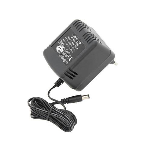 akumulatorków R6, R3 i 6F22 (9V)