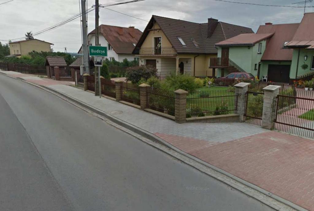 Wymagana zmiana lokalizacji znaku Budzyń, granica Budzynia znajduje się 50m
