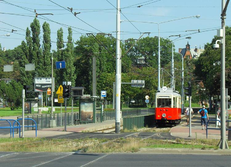 życzą: N upi Bisk ❷ ❹ sto opow N k ❶ o Łw nic sł