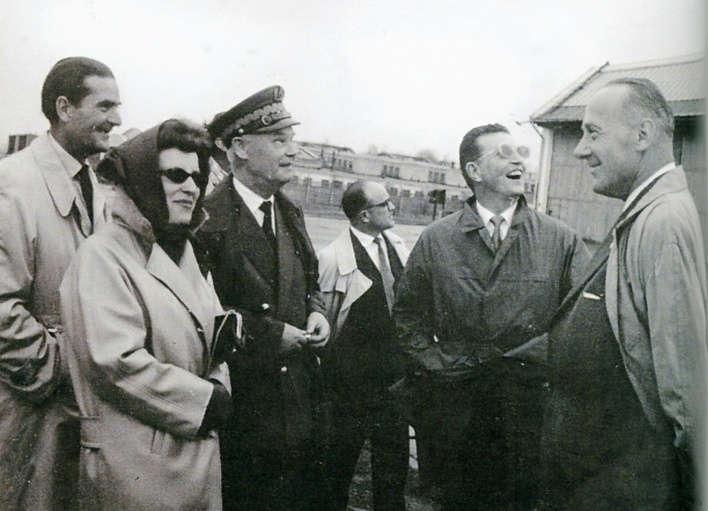 W latach 1952-1972 był członkiem Zarządu Głównego Aeroklubu PRL.