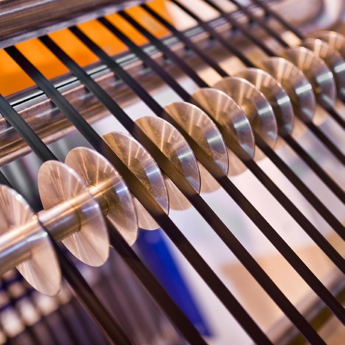 wysokiej jakości produktów i technologii, ułatwiające zbiór zbóż i traw.