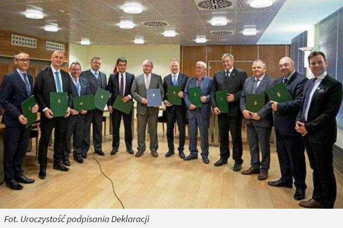 Polska prowadzi intensywne prace w celu zwiększenia udziału rodzimych roślin strączkowych w produkcji białka paszowego z