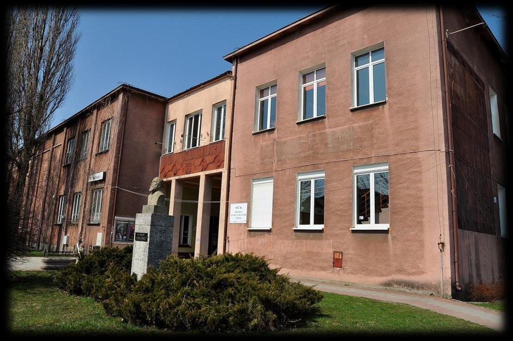 Pierwsze projekty Pierwsze działania w sprawie modernizacji MCK zaczęły się 10 lat temu.