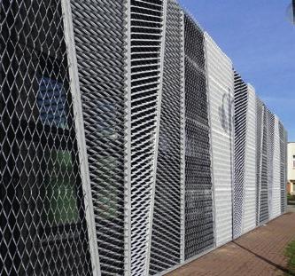 coverings made of expanded metal mesh sheets type ESTESA R270,