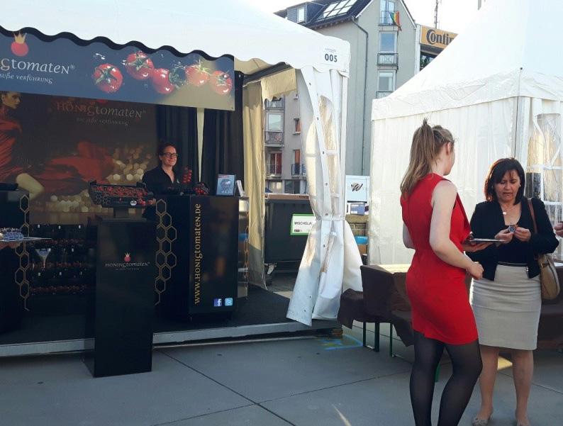 Były tam foodtrucki ze smakołykami, degustacje win i rozdawano Fantę. Każdy mógł smakować, korzystać i nawiązywać kontakty.