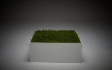 - Stolik kawowy z trawą Wymiary (+/- 5 cm): 100 x 100 x 40 cm materiał: MDF