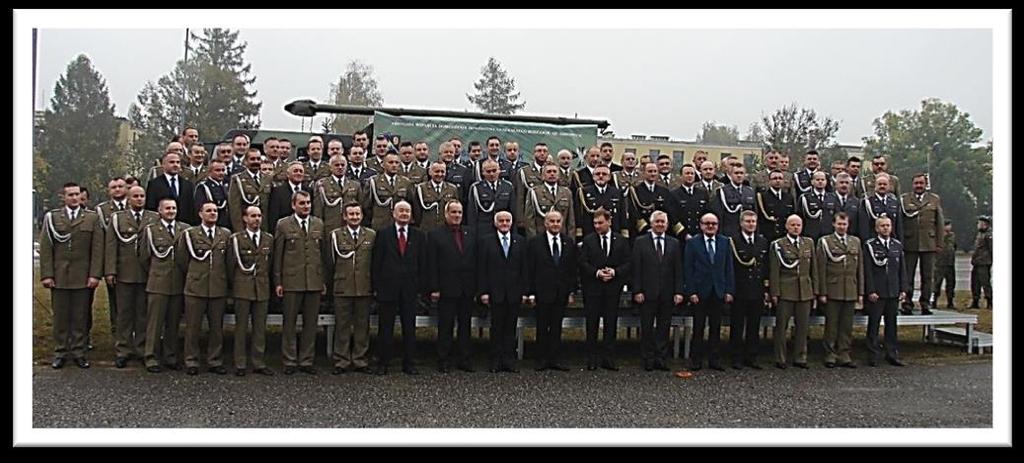 między innymi Prezes Zarządu Głównego ŚZPŻŁ, Pan Generał Edmund Smakulski, który w przeszłości związany był z białobrzeską jednostką wojskową, pełniąc m.in. funkcję dowódcy nieistniejącego już 9.