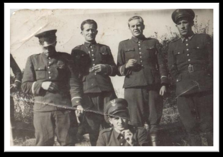6. Patka (łapka) łączności wprowadzona w 1941 roku. 7.