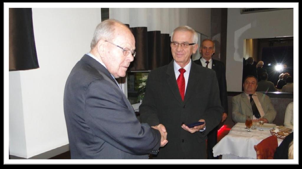Nasz Śremski Oddział Światowego Związku Polskich Żołnierzy Łączności reprezentowali Kol. Prezes Ryszard Wróbel, Franciszek Chiliński i Andrzej Korneluk.